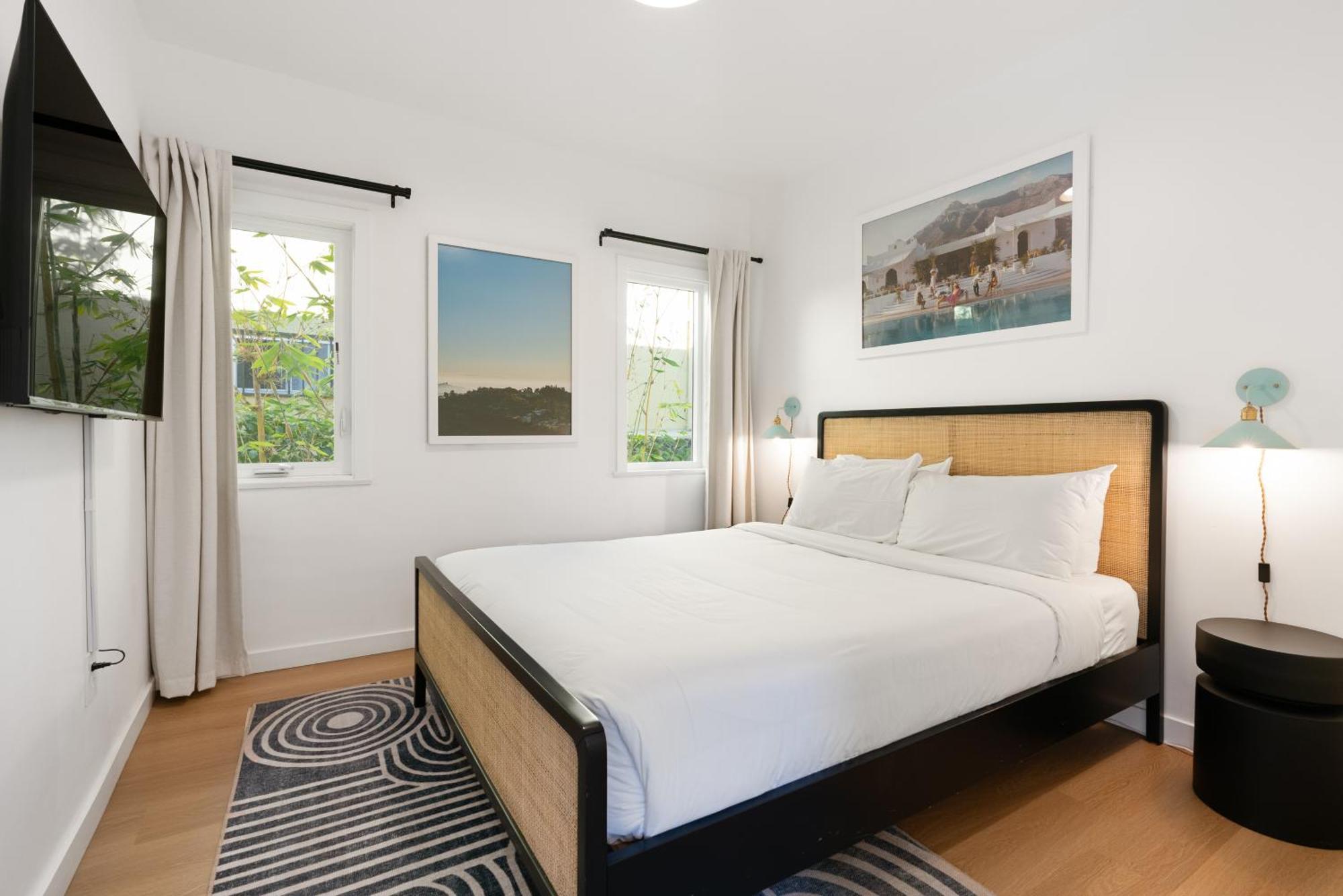 Aliza Hotel Los Angeles Exterior photo